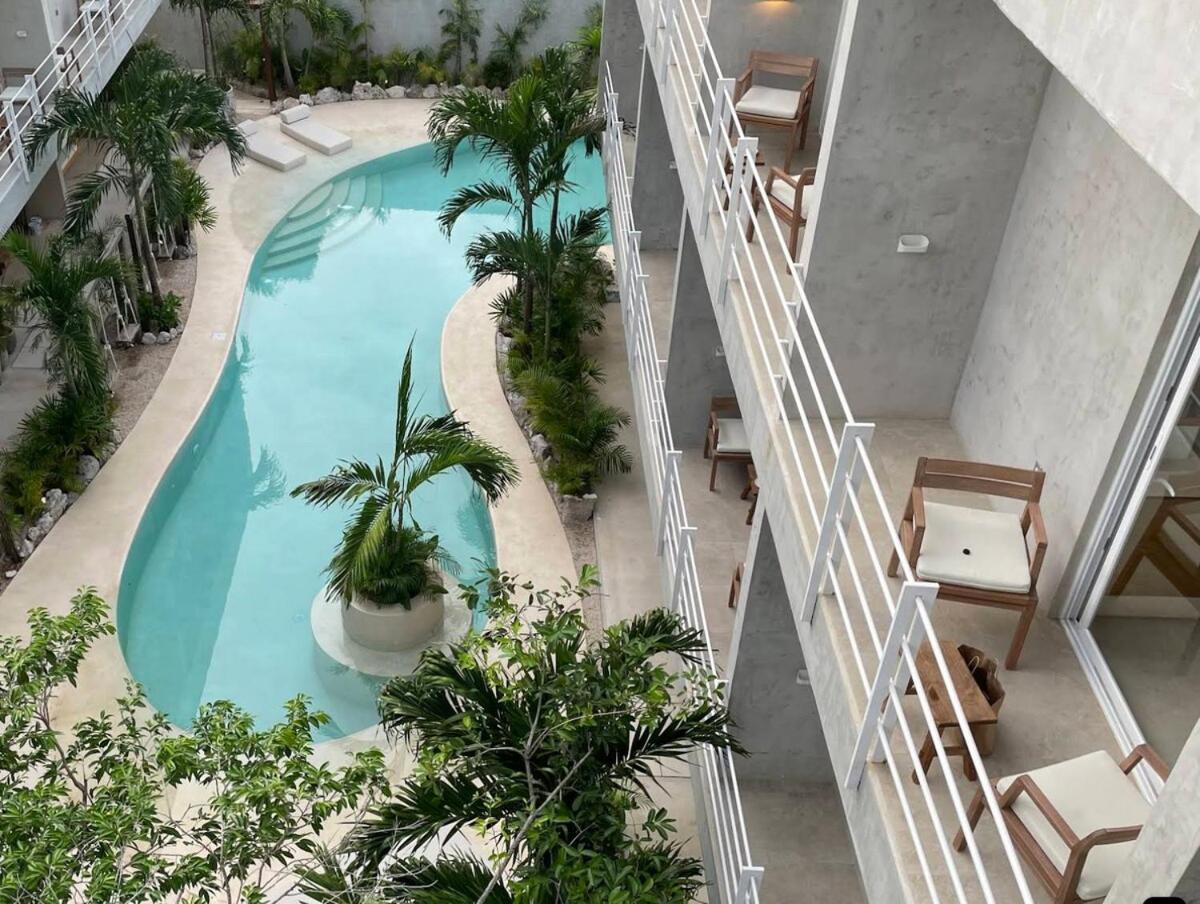 New With Bathtub And Jacuzzi *